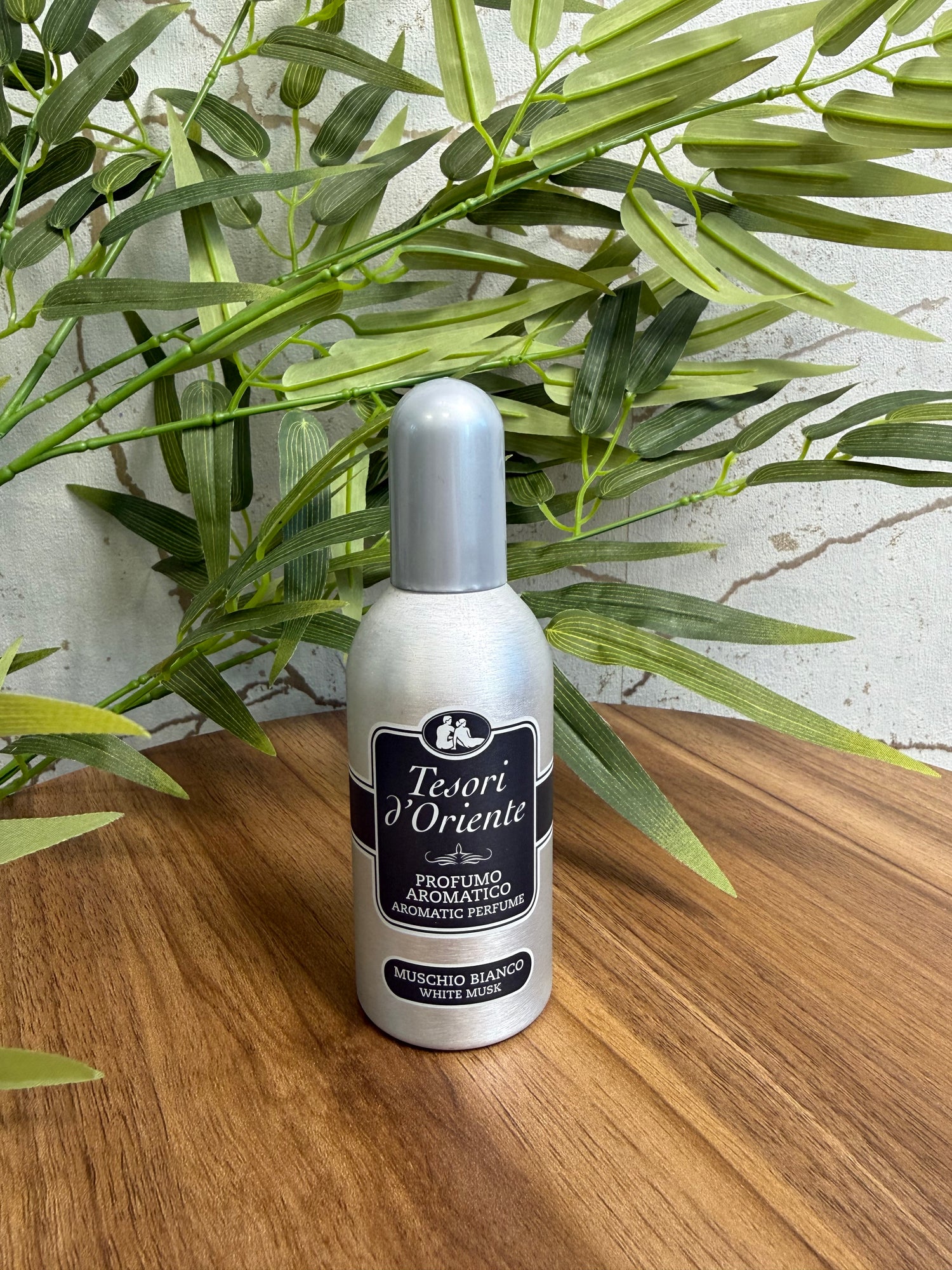 Perfumes, cremas y gel