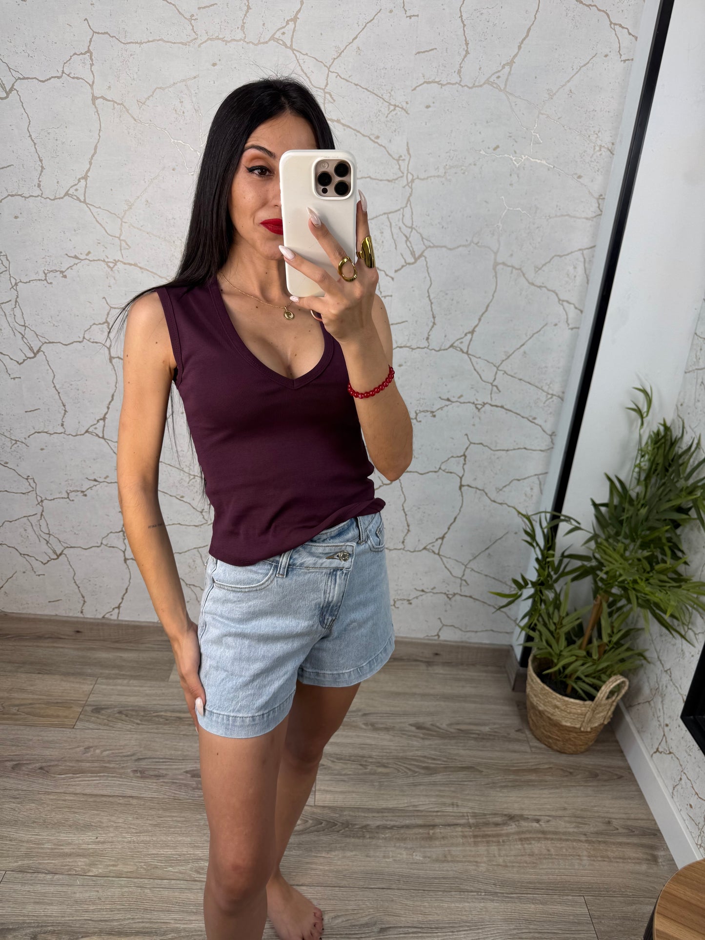 CAMISETA ESCOTE V