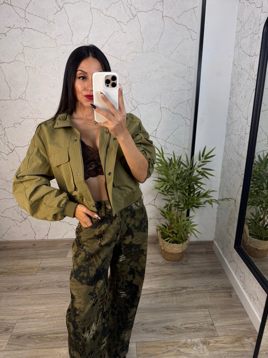 BOMBER NAOMI KAKI