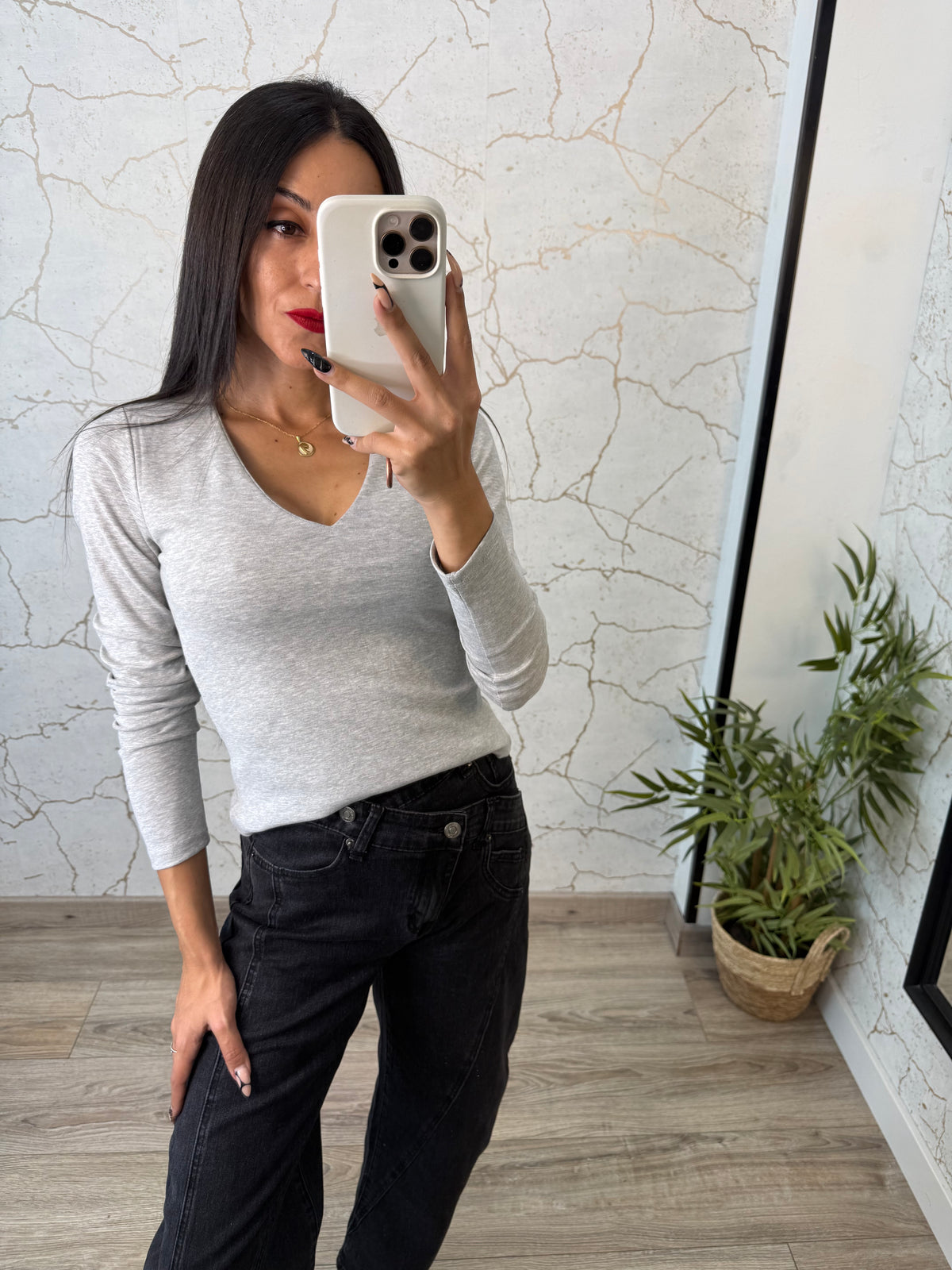 CAMISETA BASIC V