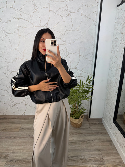 BOMBER POLIPEL  ZENDAYA NEGRA
