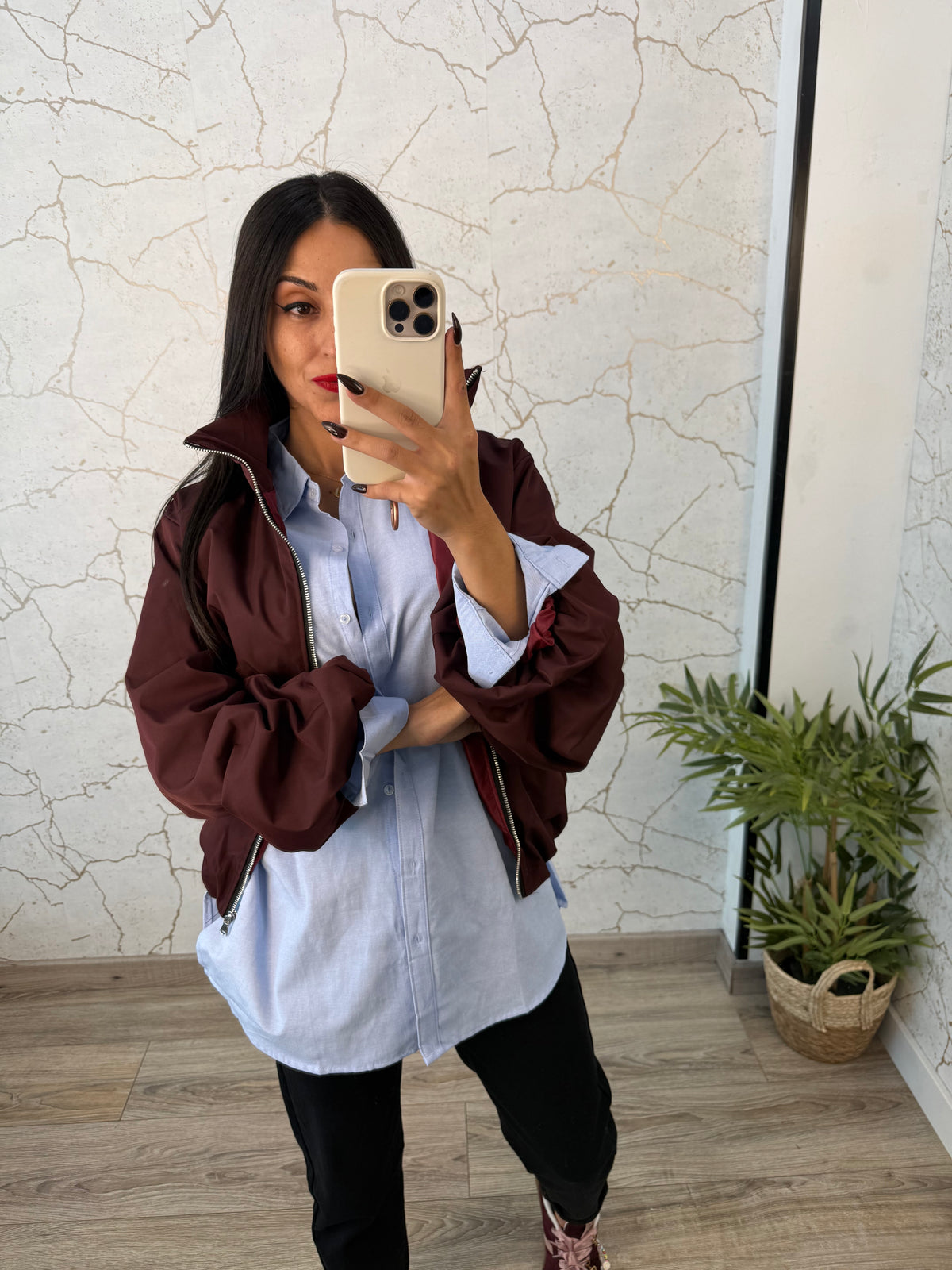 CHAQUETA NIKY BURDEOS