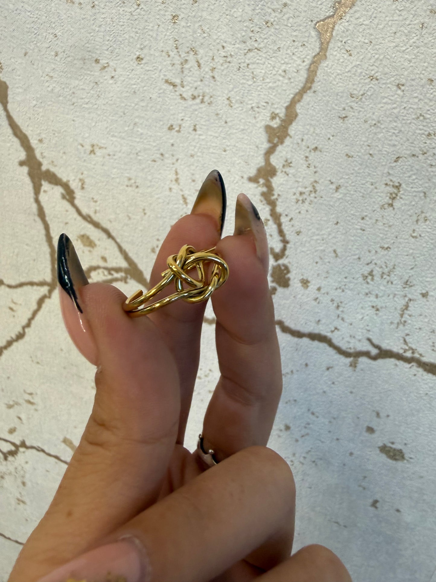 ANILLO NUDO
