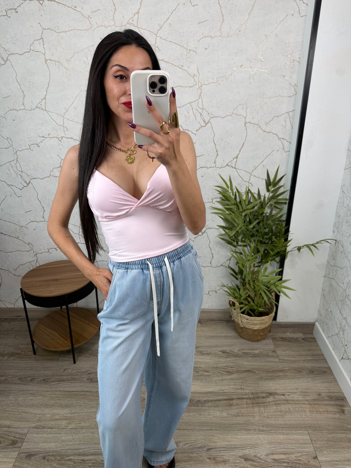 TOP DANIELA