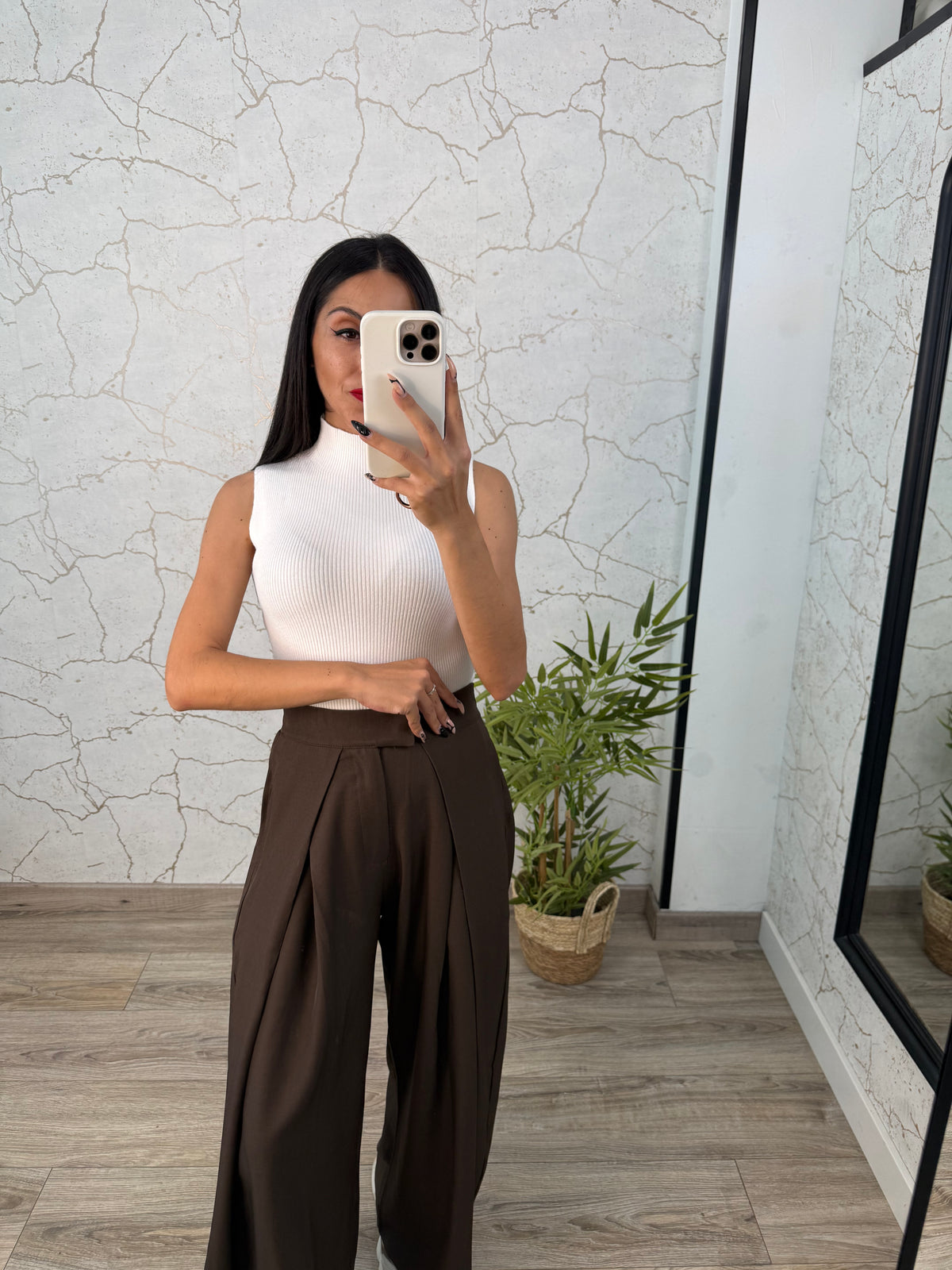 PANTALÓN NICOL CHOCO