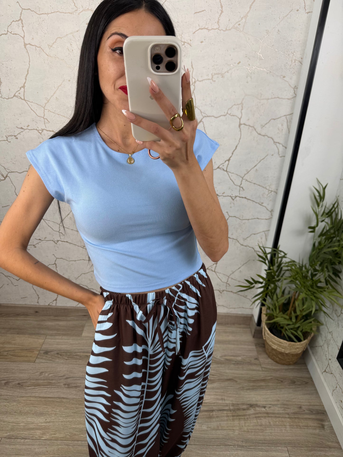 CAMISETA CROP